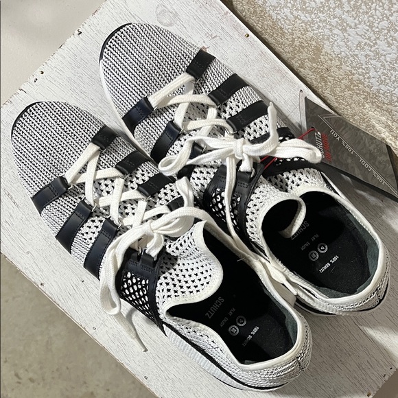 SCHUTZ • Black and White Sneakers - Picture 1 of 5